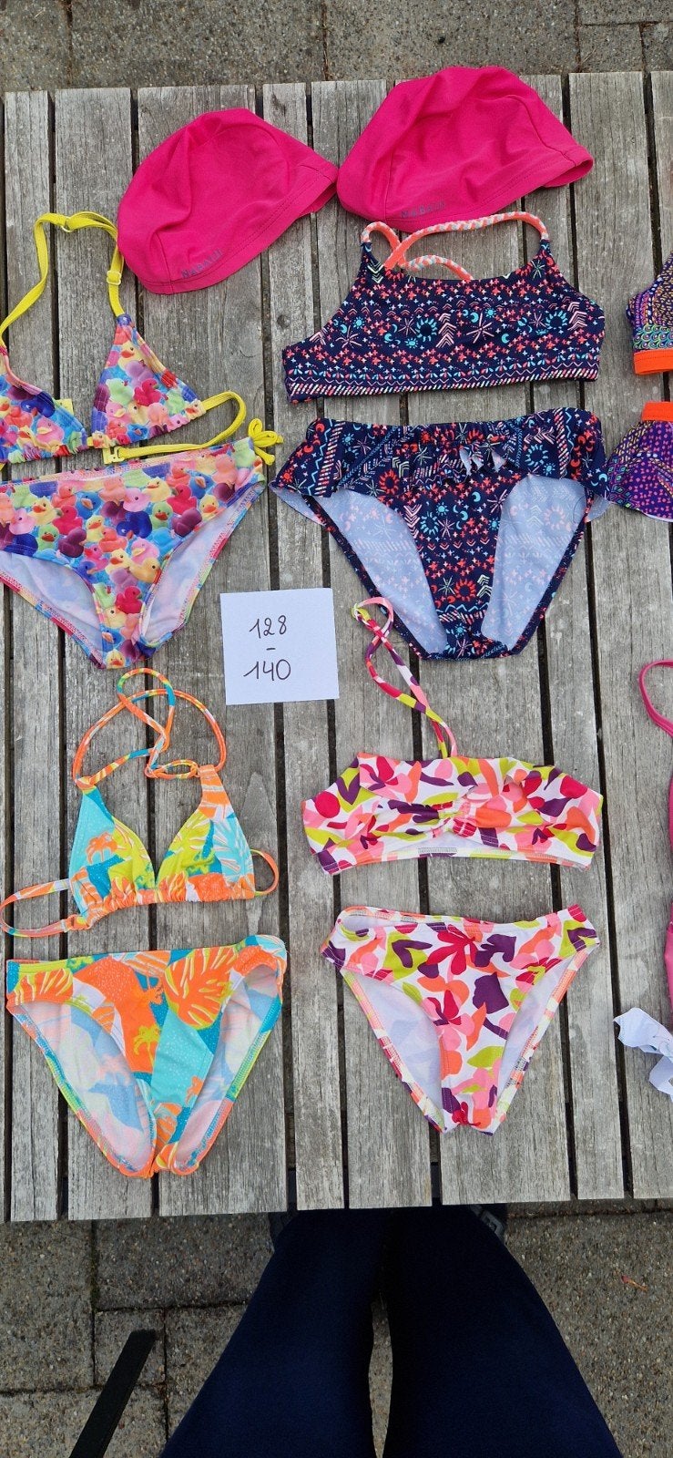 bikini's en zwempakken van maat 128 tem. xs/s, Enfants & Bébés, Maillots de bain pour enfants, Enlèvement, Autres tailles