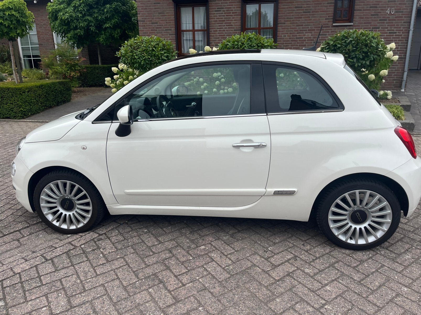 Fiat 500 Twinair Lounge Automaat, Auto's, Automaat, Wit, Particulier, Onderhoudsboekje