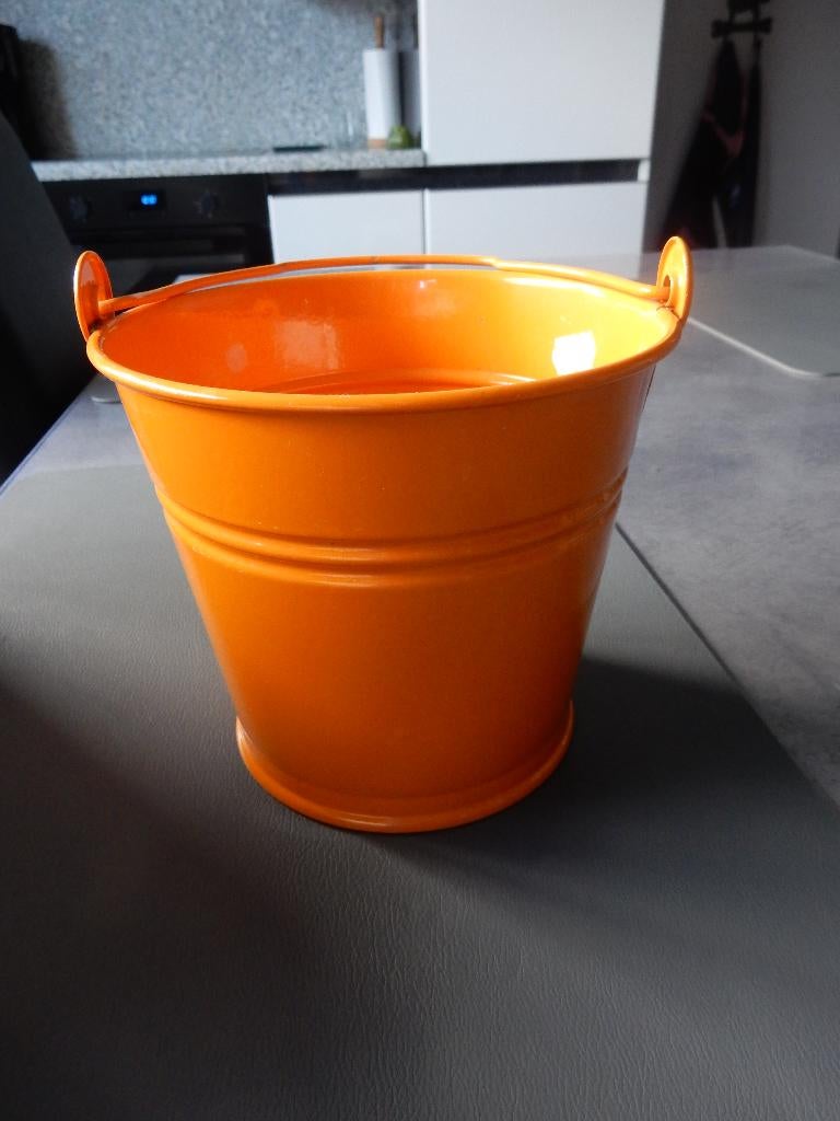 nr.306 - Emmer oranje - bloempot, Ophalen, Rond
