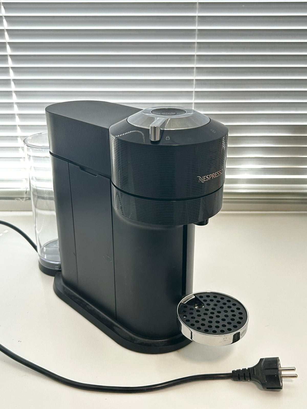 Nespresso koffie machien voor capsules, Ophalen, Gebruikt