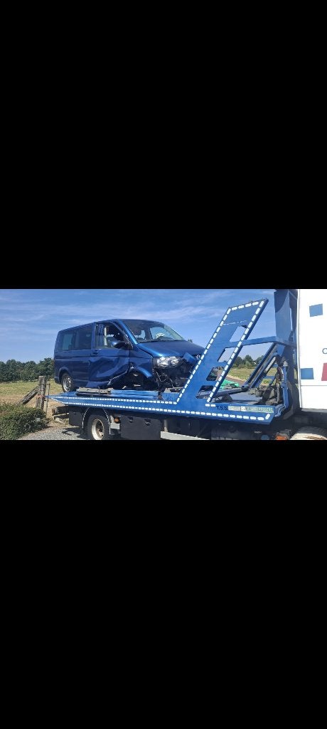 Schadewagen, Auto diversen, Ophalen, Monovolume, 2000 cc, Volkswagen