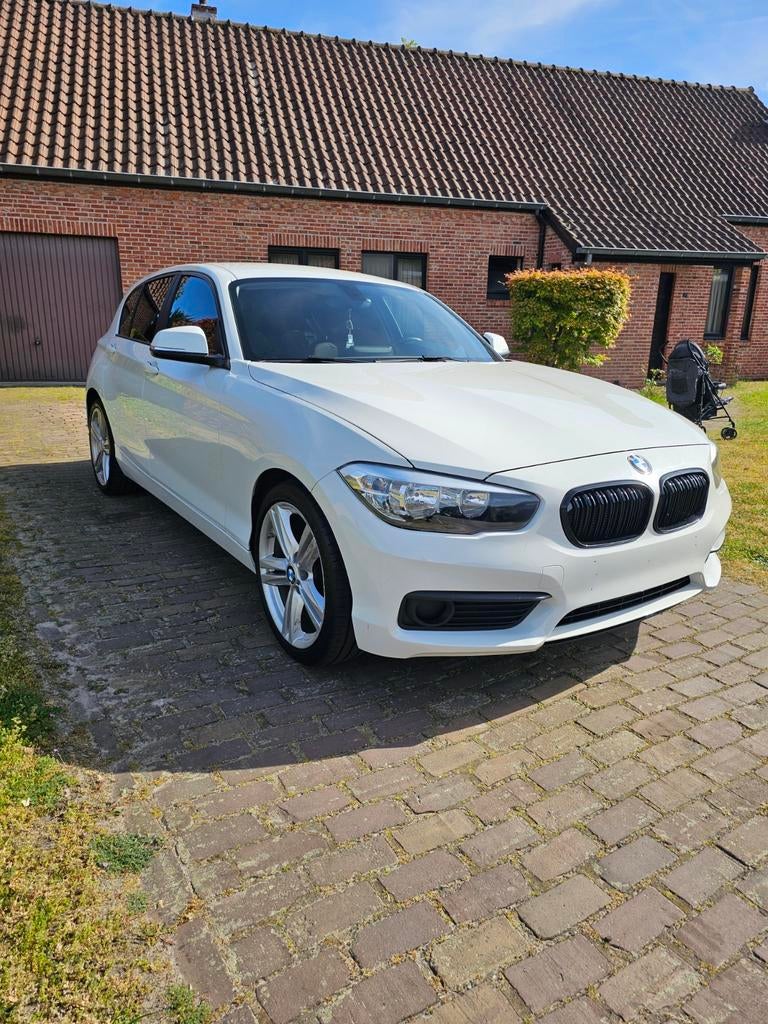 Bmw 116i benzine, Euro 5, 1 Reeks, Wit, Handgeschakeld