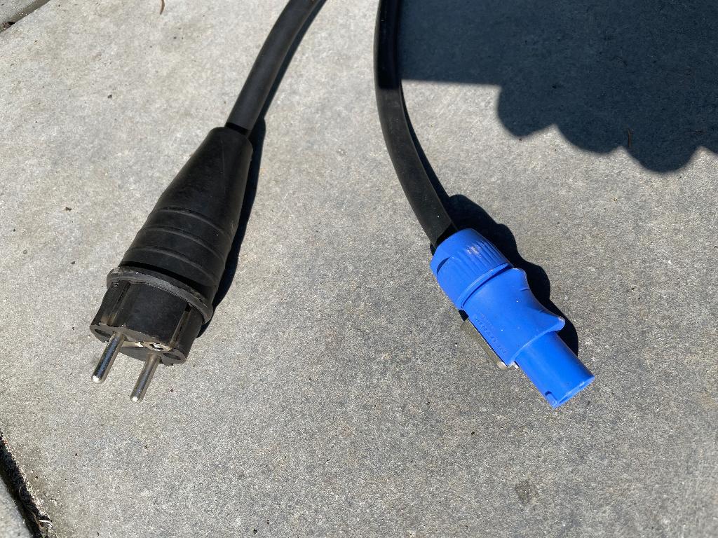 Lineax 10m soepele stroomkabel met Neutrik PowerCon, Enlèvement, Comme neuf, Appareillage
