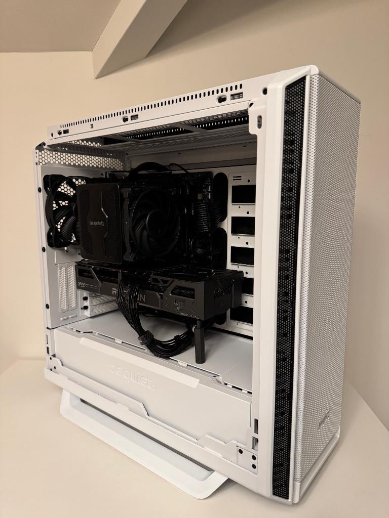 PC Gamer | AMD R7 9800X3D | ASUS T.Gaming RX 9070 XT | ..., Ophalen, Le pc est monté avec différentes marques, 32 GB, Zo goed als nieuw