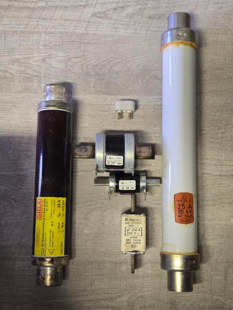 Fusibles Haute Tension, Bricolage & Construction