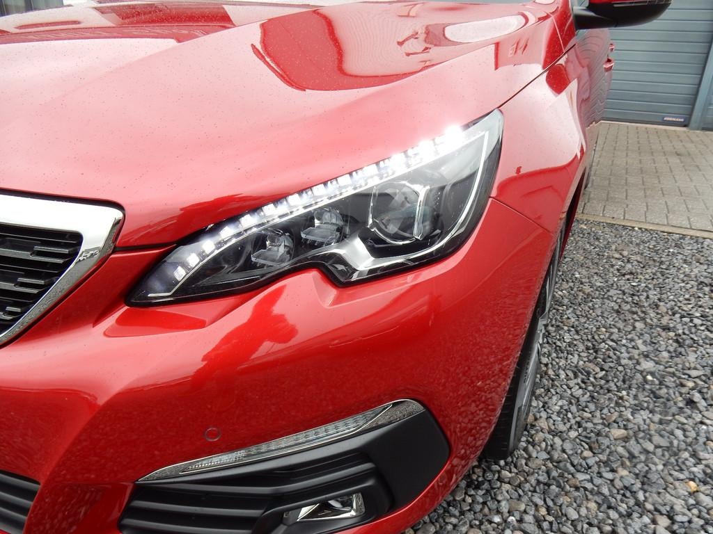 Peugeot 308 130pk 29/12/2020 ! (bj 2020), Auto's, Stof, Gebruikt, Euro 6, 131 pk