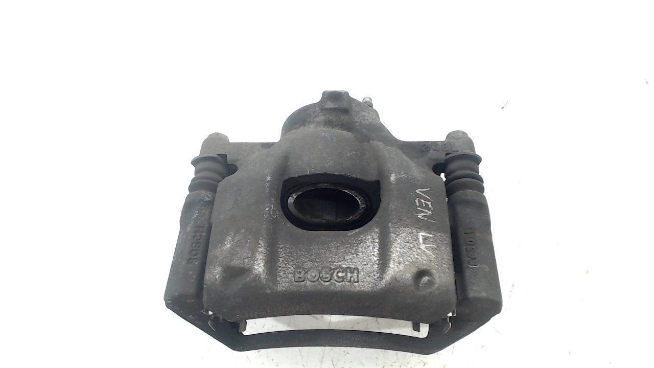 Remklauw links voor Peugeot 108, Onderdelen@venauto.nl, Van der Ven Autorecycling B.V., Gebruikt, Ettenseweg 76, 4706 PB Roosendaal, The Netherlands