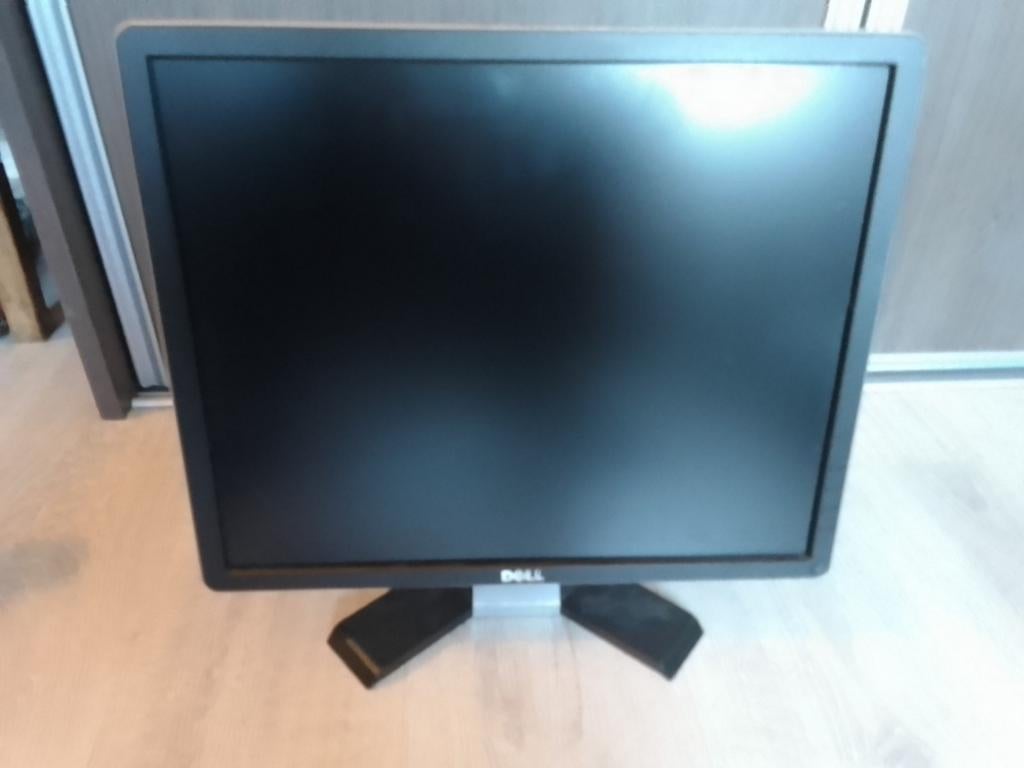 Ecran dell 18 pouces, Ophalen, Gebruikt, Dell