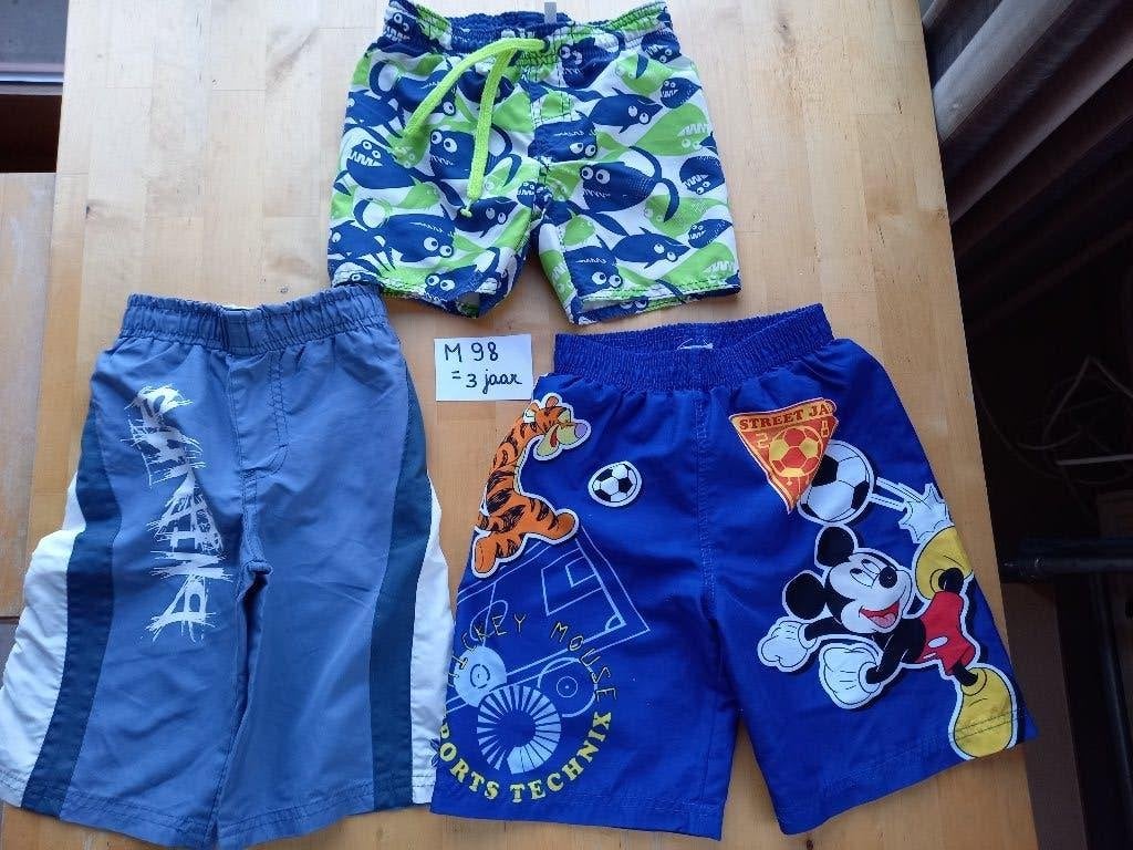Nieuwstaat pakket zwemshorts maat 98 jongen, Kinderen en Baby's, Maat 98, Ophalen of Verzenden, Zo goed als nieuw, Zwembroek
