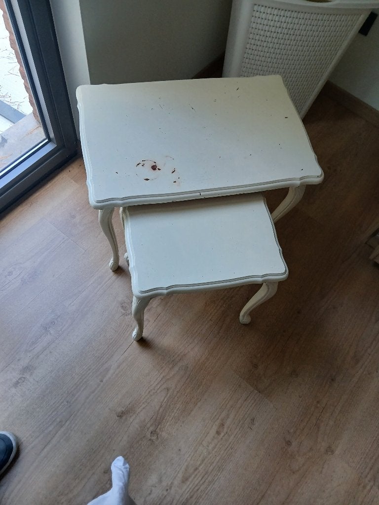 partij meubels en bedden, Enlèvement