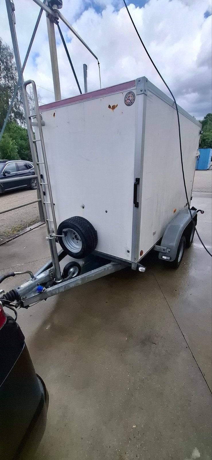 Gesloten aanhangwagen dubbelasser Remorque 2000kg, Ophalen of Verzenden