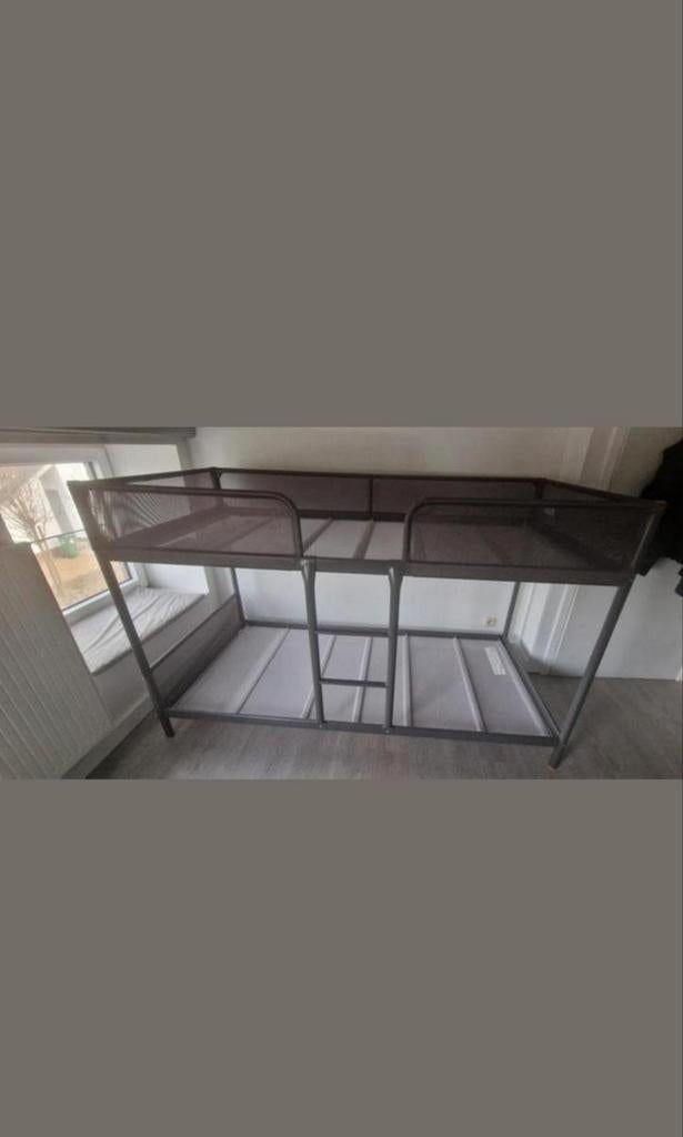 Metalen stapelbed met 1 matras, Huis en Inrichting, Ophalen, Stapelbed