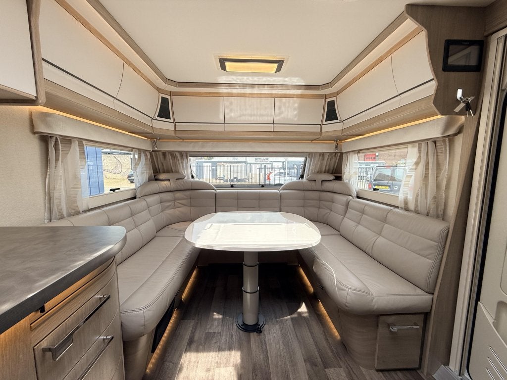Kabe Imperial 780 TDL E8, Rondzit, Bedrijf, Kabe, Schokbreker