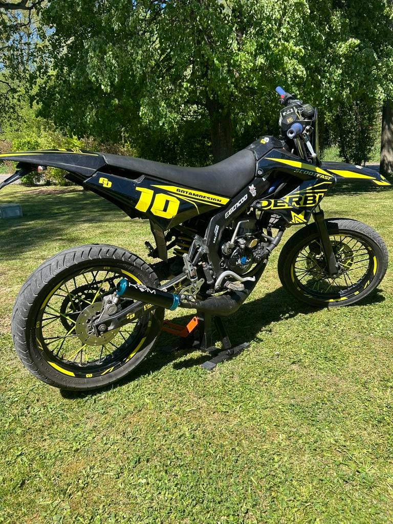 Derbi senda sm 50cc, Ophalen, 6 versnellingen, 50 cc, Klasse B (45 km/u)