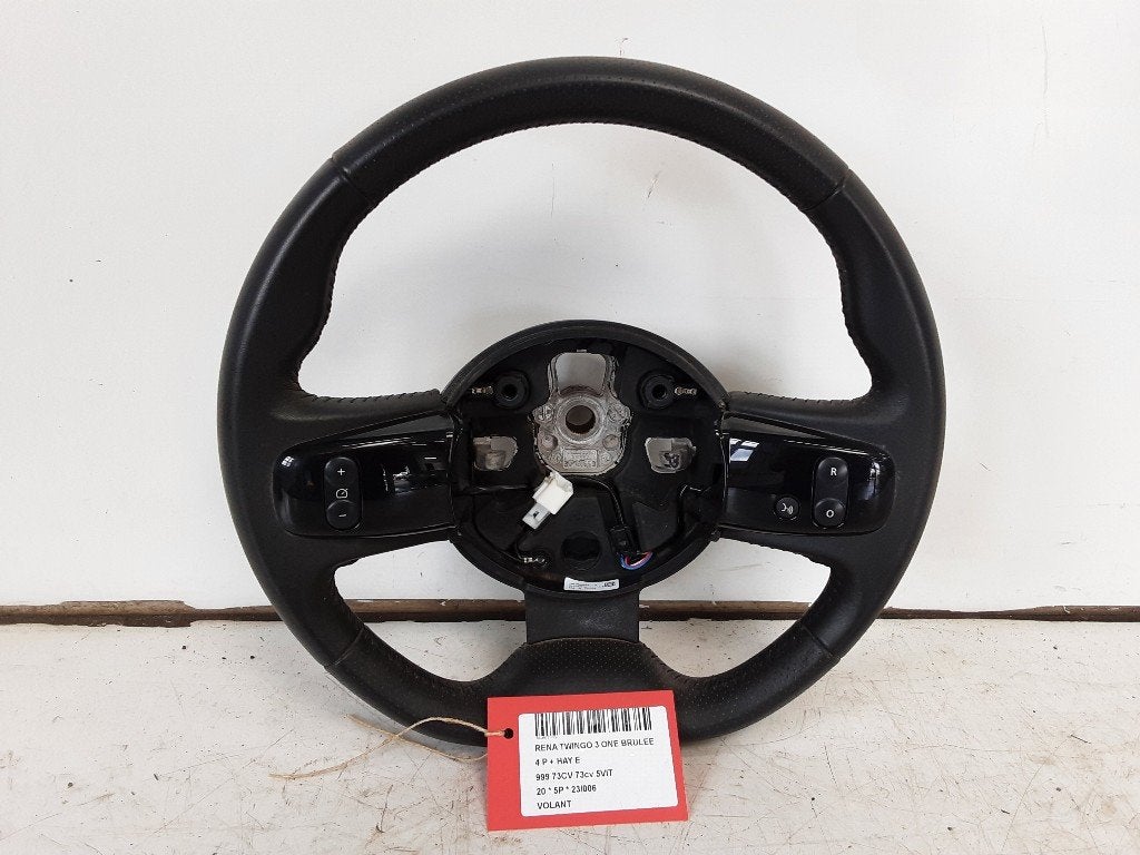 VOLANT DIRECTION Renault Twingo III (AH) (484008854R), Renault, Mevr. I. Hauben, Utilisé, Rue de l'Espoir 34 34
4030  GRIVEGNÉE, BE