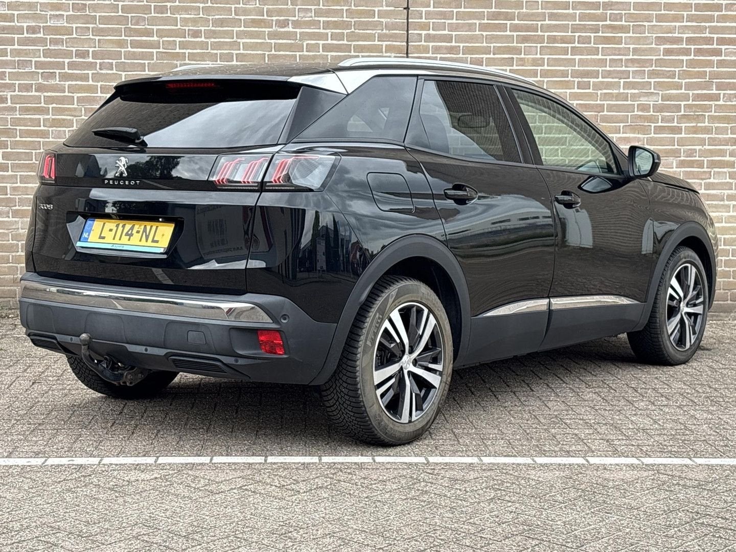 Peugeot 3008 1.2 PureTech Blue Lease Allure | € 9.450,- NETT, Achat, Entreprise, Boîte manuelle, Electronic Stability Program (ESP)
