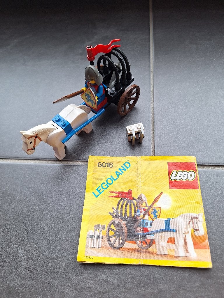 LEGO 6016 - L'arsenal des chevaliers, Enlèvement ou Envoi, Lego, Ensemble complet, Instructions incluses