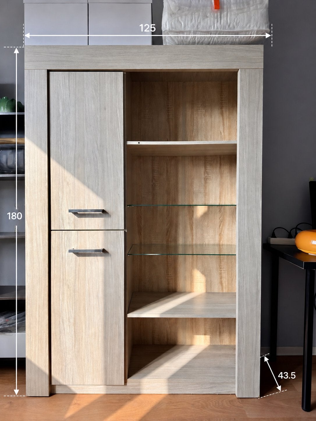 Meuble de rangement en bois clair - 125 x 43,5 x 180 cm, Maison & Meubles, Enlèvement, Comme neuf, Verre