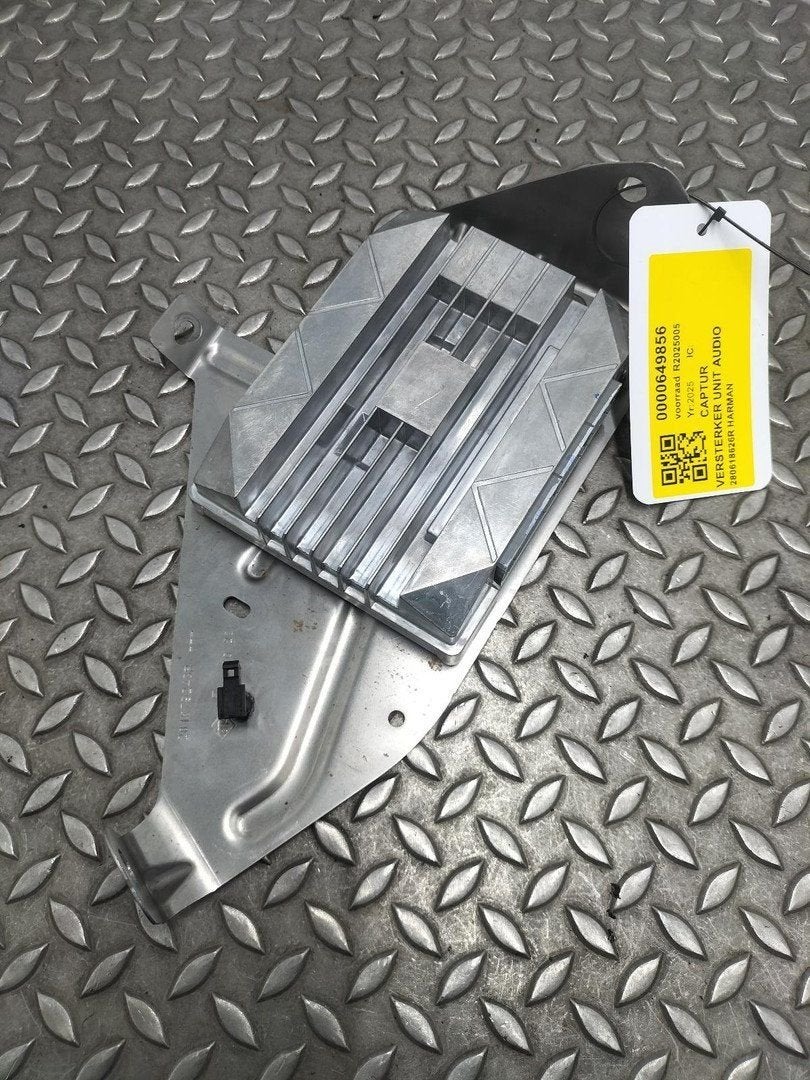 RENAULT CAPTUR VERSTERKER UNIT AUDIO 280618626R 2025, Enlèvement ou Envoi, Utilisé, ARN reconnu