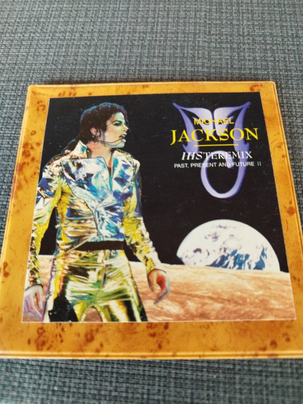 Cd Michael Jackson Histeremix, Ophalen