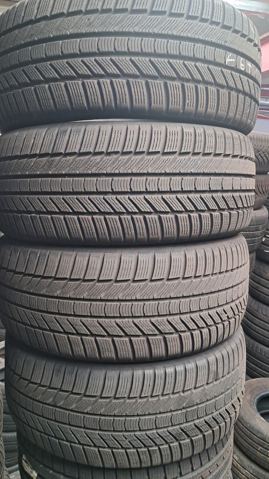 255/45/19 255/45R19 2554519 Démo hivernale continentale, Enlèvement