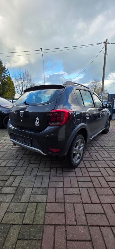 Dancia sandero steway 2018 137000km 0.900cc, Autos, Entreprise, Achat, Logan
