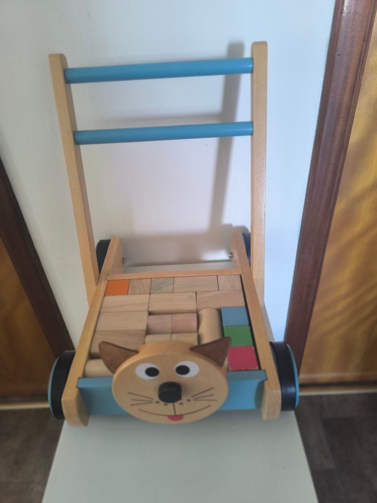 houten blokkenkarretje, Kinderen en Baby's, Speelgoed | Houten speelgoed, Ophalen, Zo goed als nieuw, Duw- of Trekspeelgoed