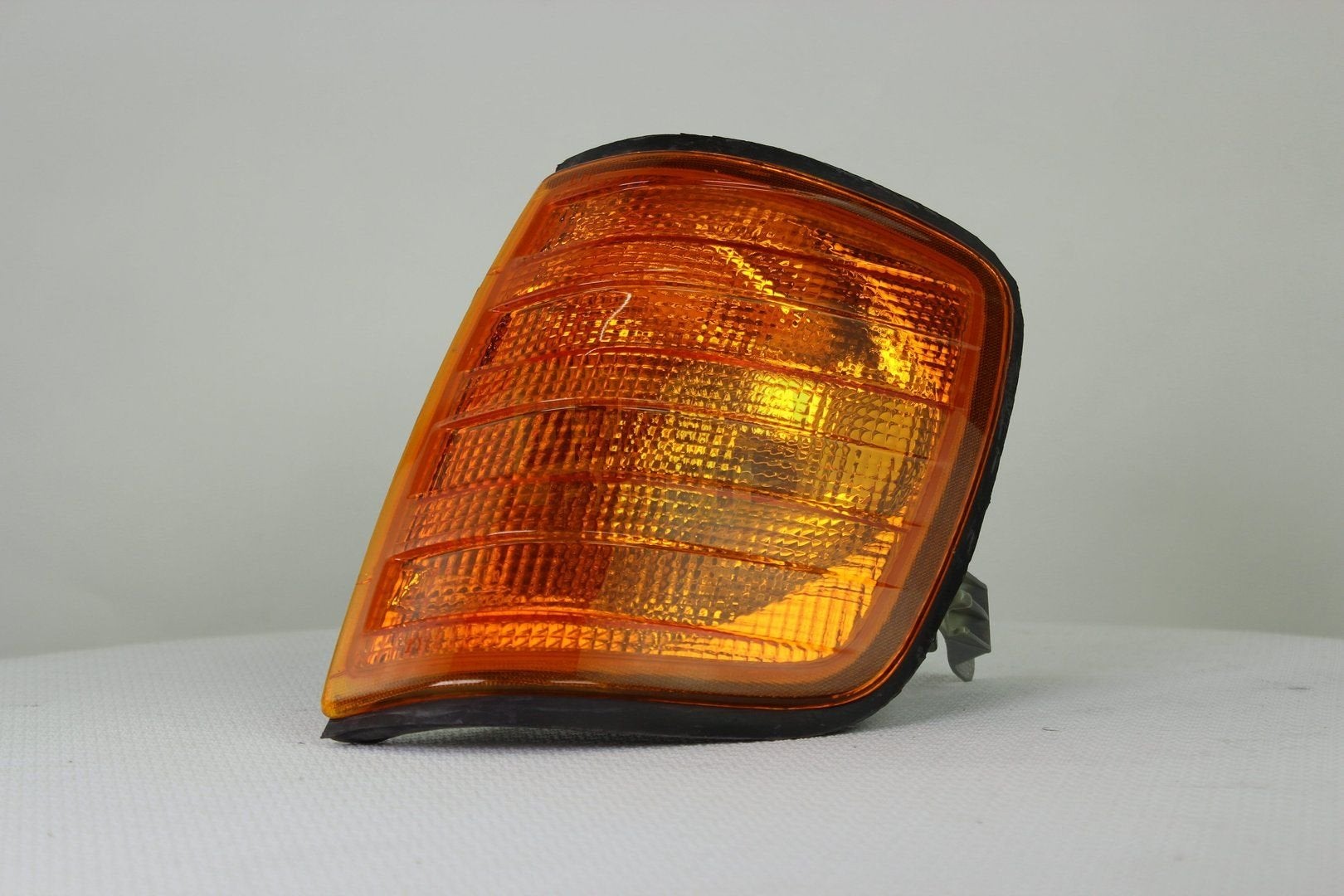 Mercedes 124 Knipperlicht LINKS (10-92/05-93) BD2100L RESTPA, Autos : Pièces & Accessoires, Neuf, -, -, Enlèvement ou Envoi
