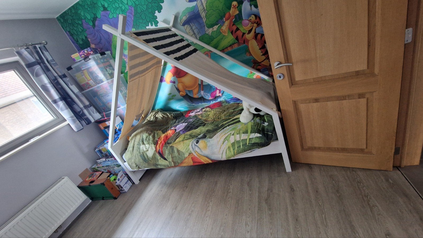Lit bébé Tipi, matelas Emma, 180 cm ou plus, 85 à 100 cm, Comme neuf, Enlèvement