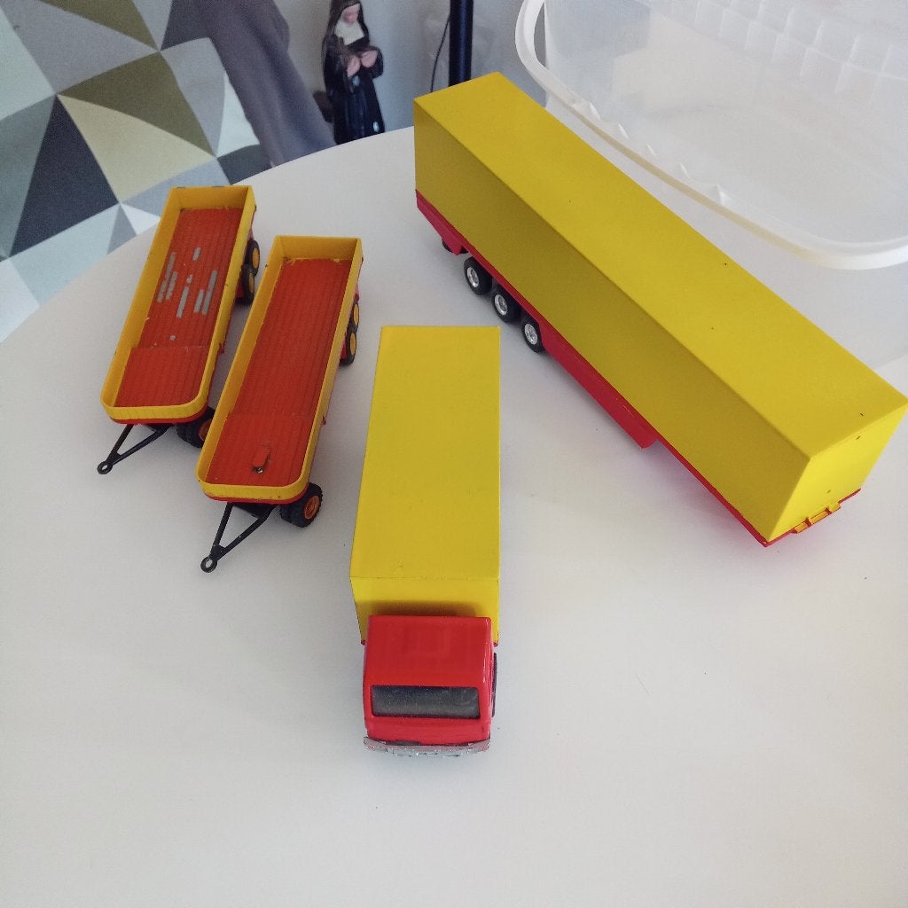 LOT TRAILERS +AUTO CIRCUS PINDER 1/50, Verzenden, Auto