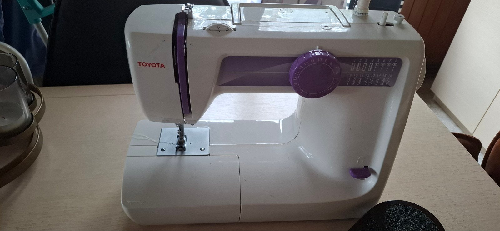 naaimachine Toyota, Hobby en Vrije tijd, Naaimachines en Toebehoren, Ophalen, Naaimachine, Overige merken
