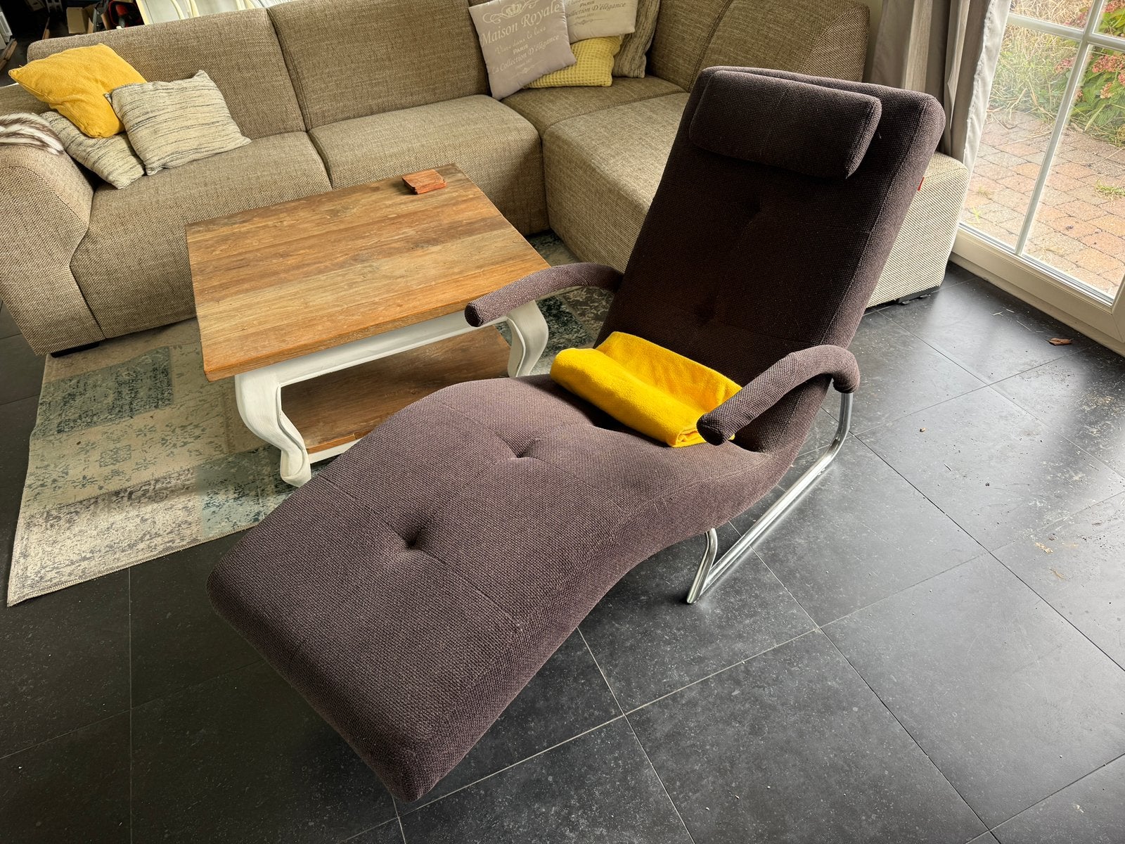 Mooie bruine ligstoel / relaxstoel / loungestoel, 2 standen., Ophalen, Bruin, Zo goed als nieuw, Metaal