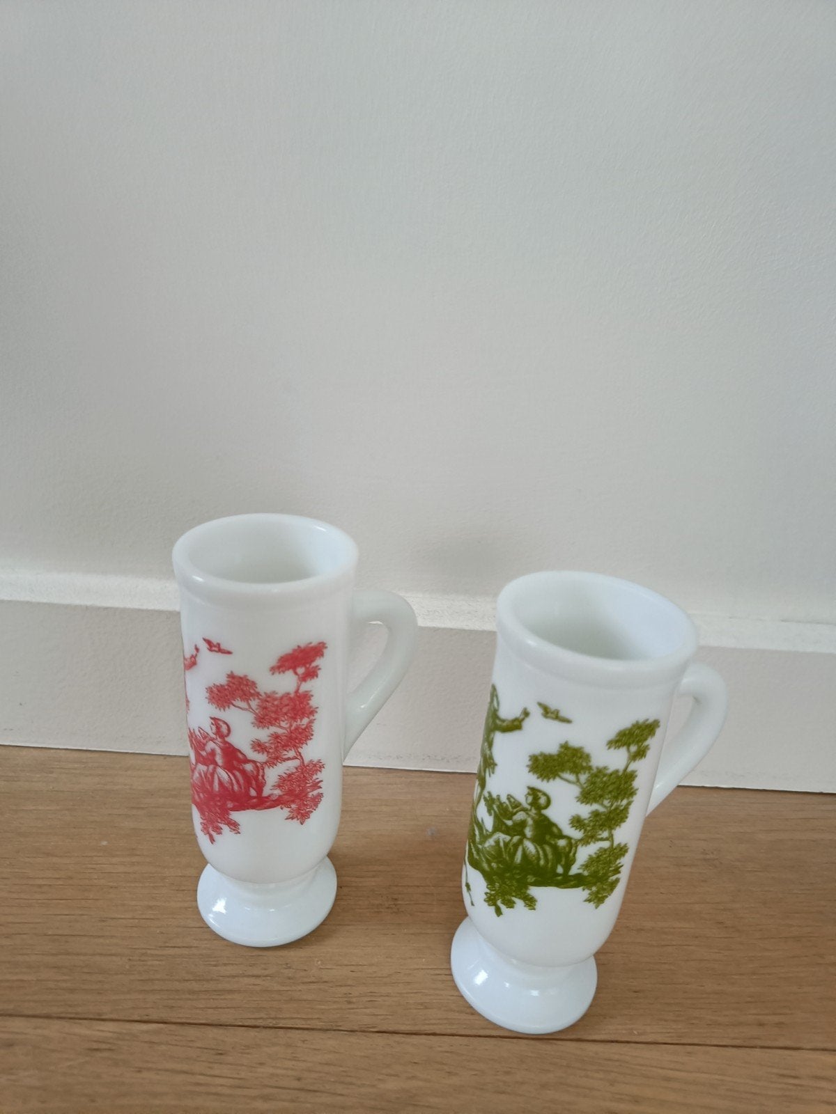 Avon melkglas bekers, Antiek en Kunst, Ophalen