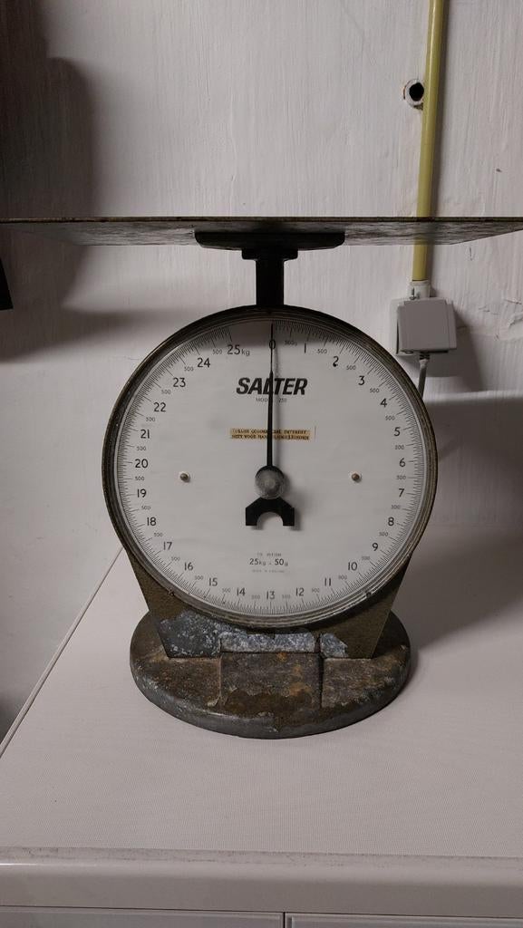 Salter weegschaal, Ophalen