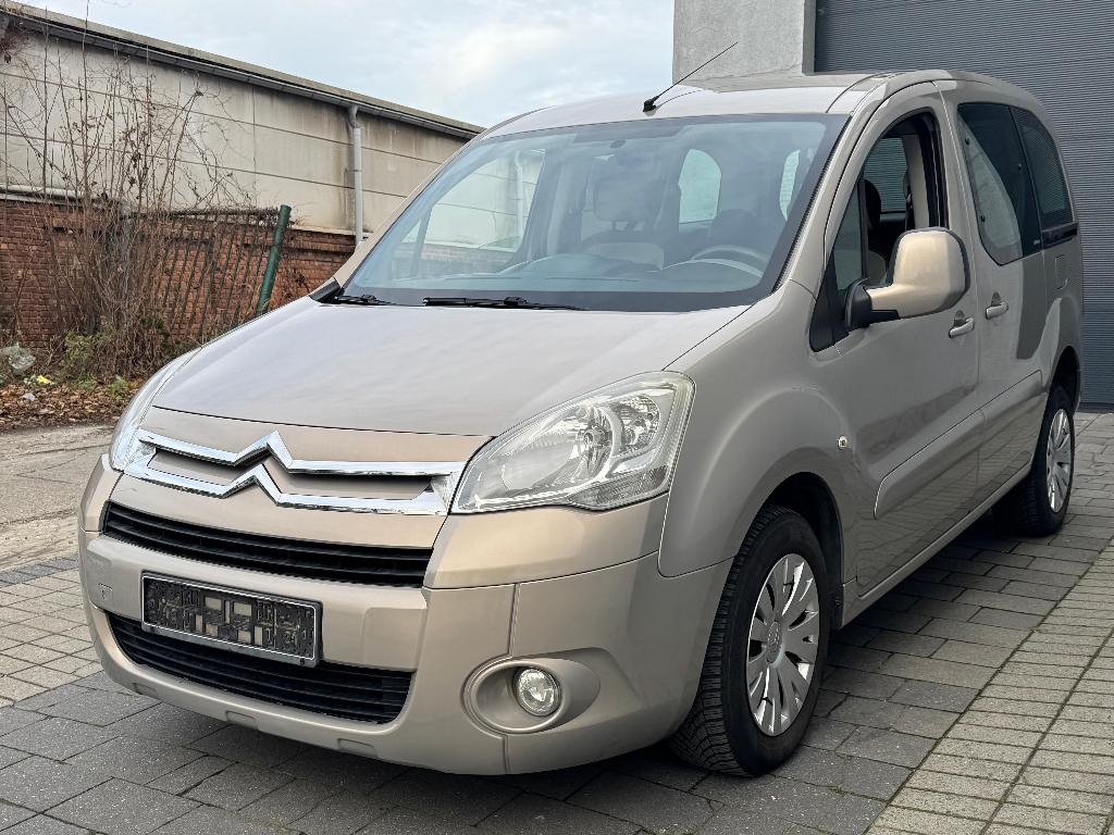 ♿🦼🦽 Fauteuil roulant CITROËN BERLINGO 1.6d 2010 TPMR PMR, Autos, Entreprise, 5 portes, Berlingo, MPV ou Monospace