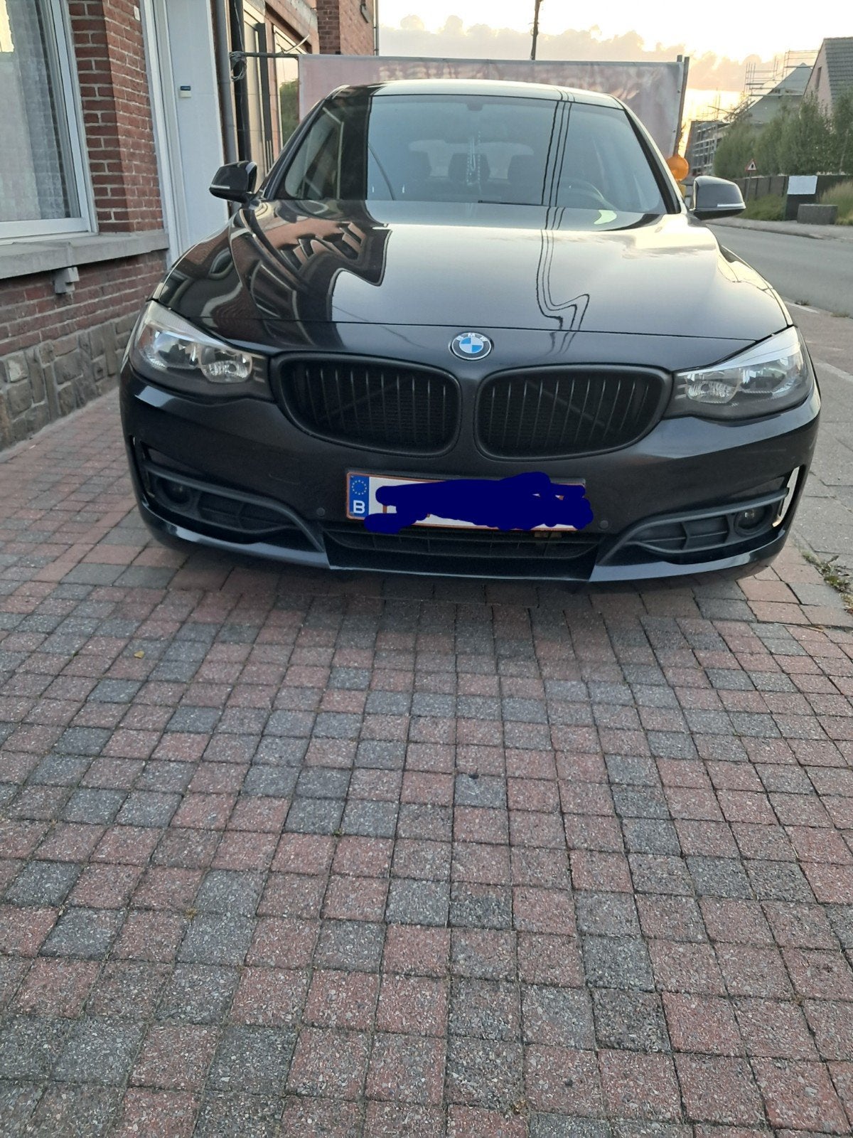 bmw gt 318 gt, Auto's, BMW, Achterwielaandrijving, Zwart, Leder, Particulier