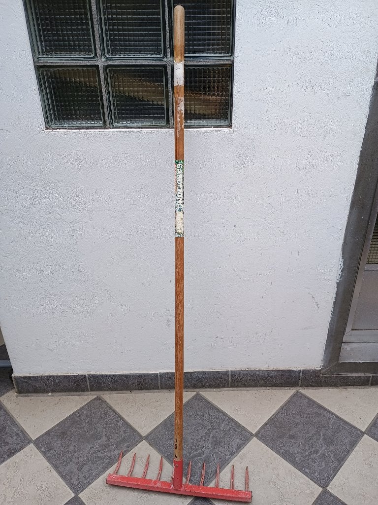 Professionele hark – Polet Gardening, Jardin & Terrasse, Outils à main, Enlèvement ou Envoi, Utilisé, Râteau