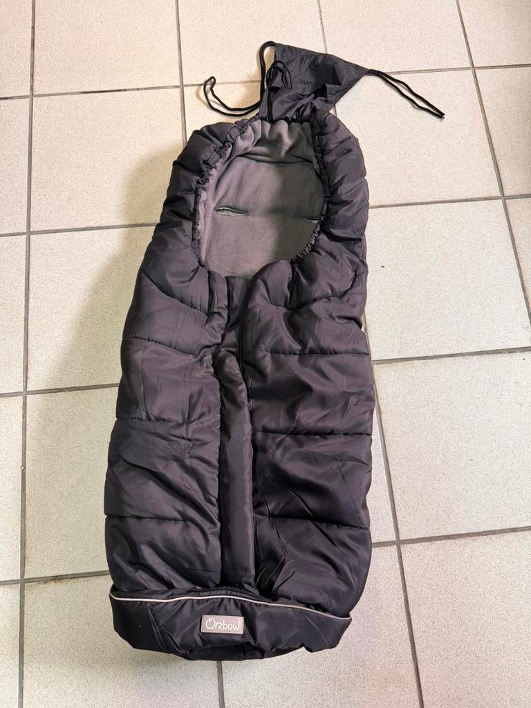 Lits,poussettes et deux velos, Enlèvement, Comme neuf