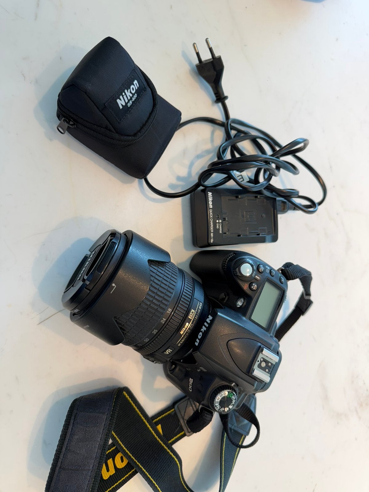 Nikon D90 + Nikon 18-105mm VR lens + flitser, Audio, Tv en Foto, Ophalen, Nikon, Zoom