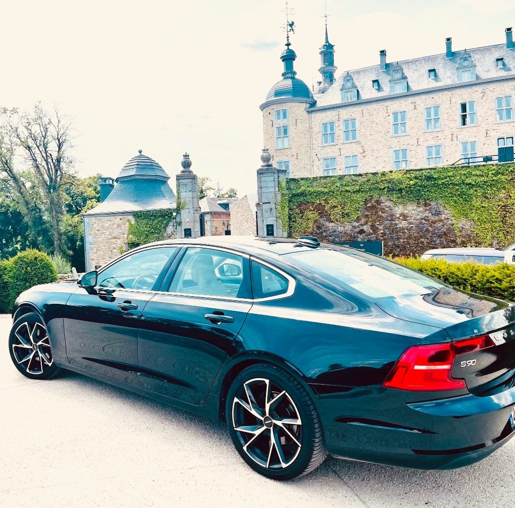 Volvo S90 D3 diesel 2018 leer 88000 km, Auto's, 4 deurs, Zwart, Leder, 1500 kg