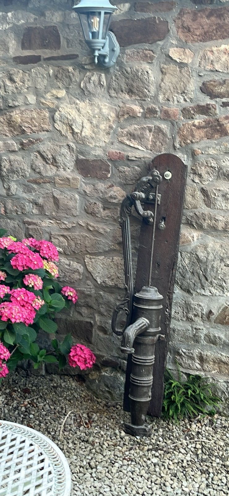 Ancienne pompe à eau en fonte, Enlèvement, Utilisé
