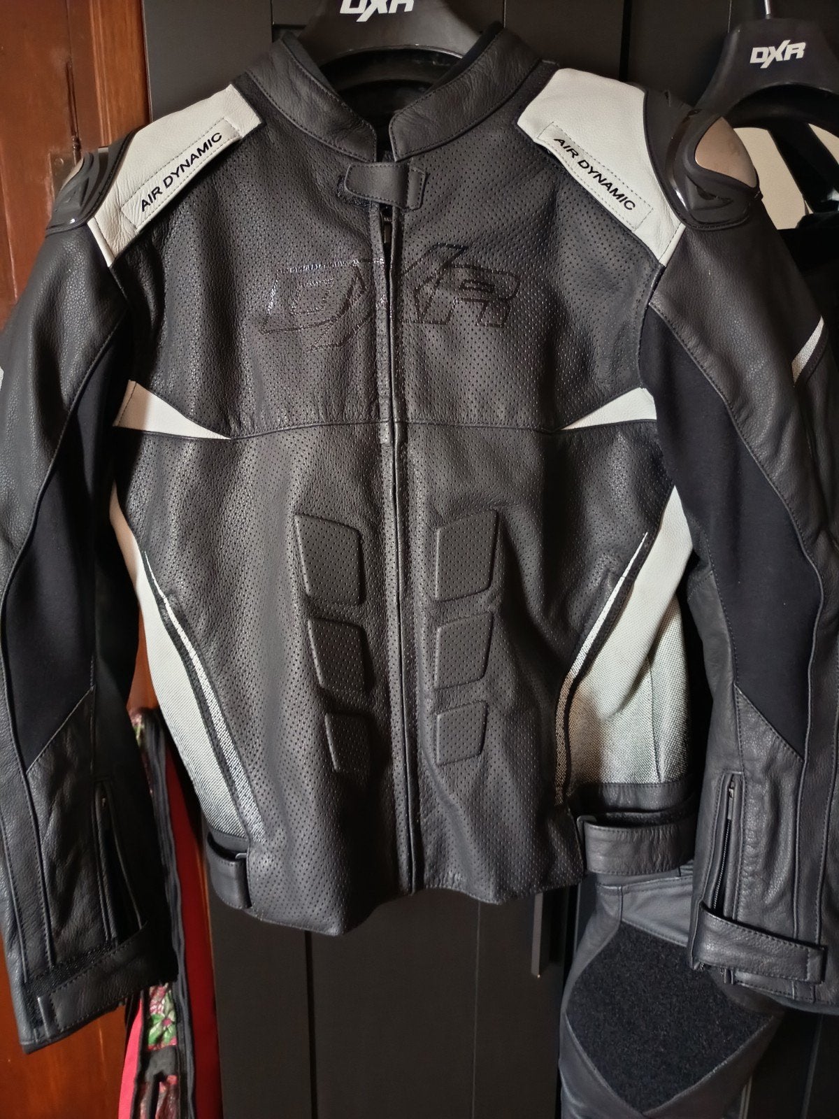 Combinaison DXR -> NEUVE <-, Motos, Combinaison