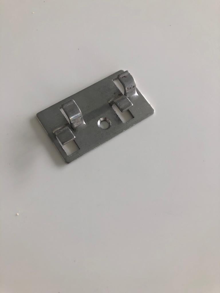 Clips de connexion pour terrasses en composite, Enlèvement, Utilisé