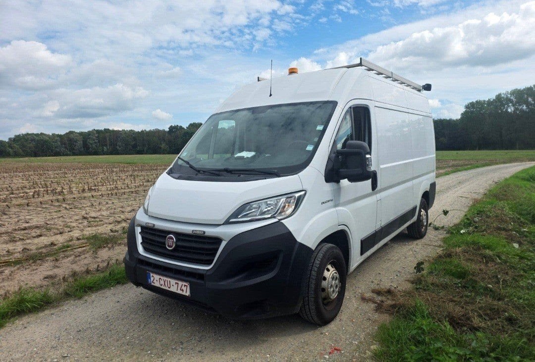 Fiat Ducato 2.3 JTD L2 H2 2018 Euro 6B

 ︎ 07/2018
 ︎ 9,6, Achat, 3 places, Boîte manuelle, Entretenue par le concessionnaire