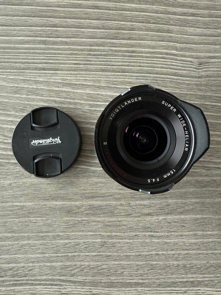 Voigtlander 15mm f4,5 asph III, Audio, Tv en Foto, Foto | Lenzen en Objectieven, Ophalen of Verzenden, Zo goed als nieuw