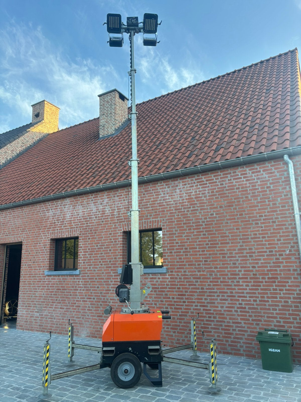 Lichtmast, Ophalen, Zo goed als nieuw