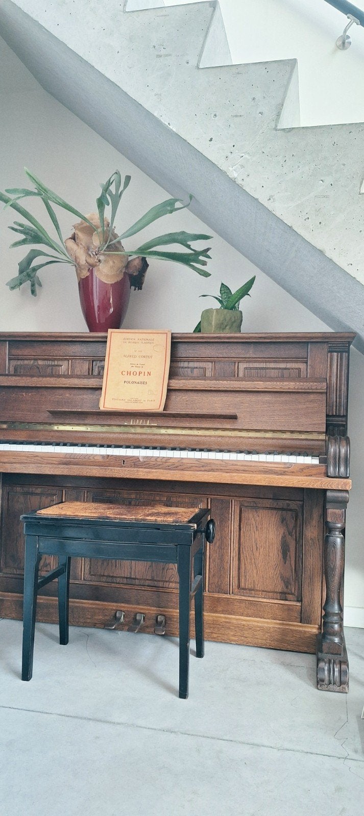 Rippen buffetpiano + kruk te koop, Muziek en Instrumenten, Ophalen, Gebruikt, Bruin, Piano