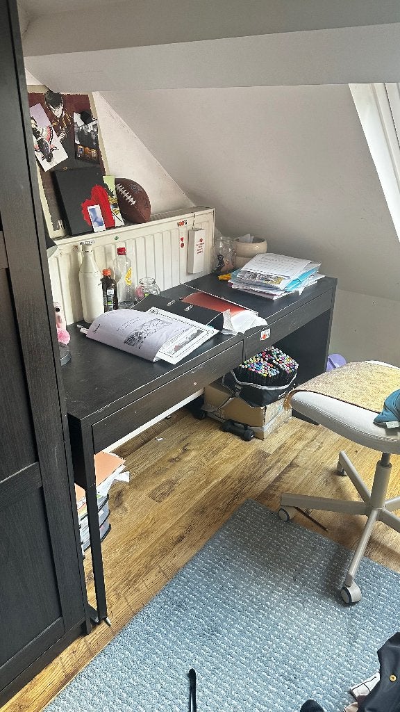 Bureau, Bureau d'ordinateur, Enlèvement, Utilisé, Avec tiroirs