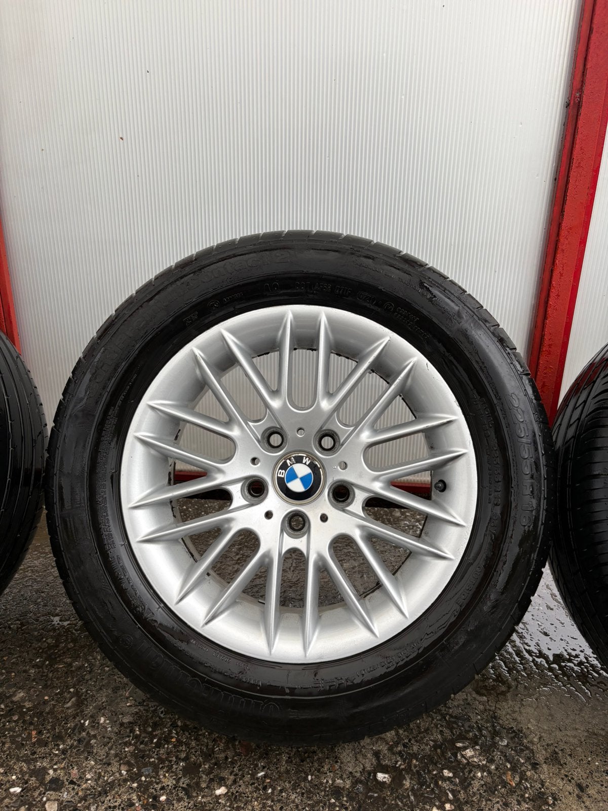 4 jantes BMW d’origine 16 pouces avec pneus – Bon état, Autos : Pièces & Accessoires, Pneus & Jantes, Pneus et Jantes, 16 pouces