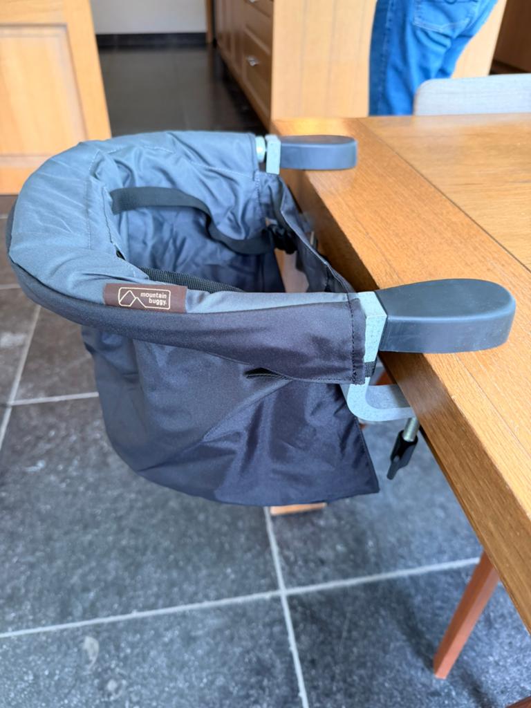 Hangstoel van Mountain buggy, Kinderen en Baby's, Kinderstoelen, Ophalen, Zo goed als nieuw, Hangstoel